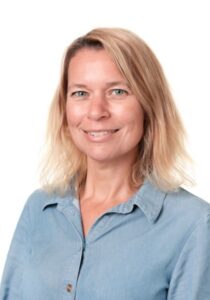 Eva Camilla Nielsen, EN