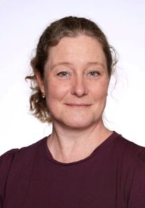 Nina-Emilie N.	Barfod, NB